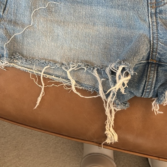 Madewell The Perfect Jean Short 28 - Picture 3 of 6